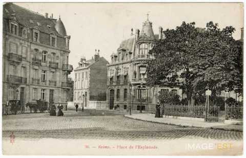 Place de l'Esplanade à Reims
